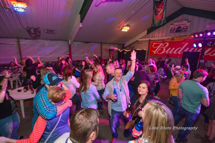 MardiGrasPubCrawl 2017 085.jpg
