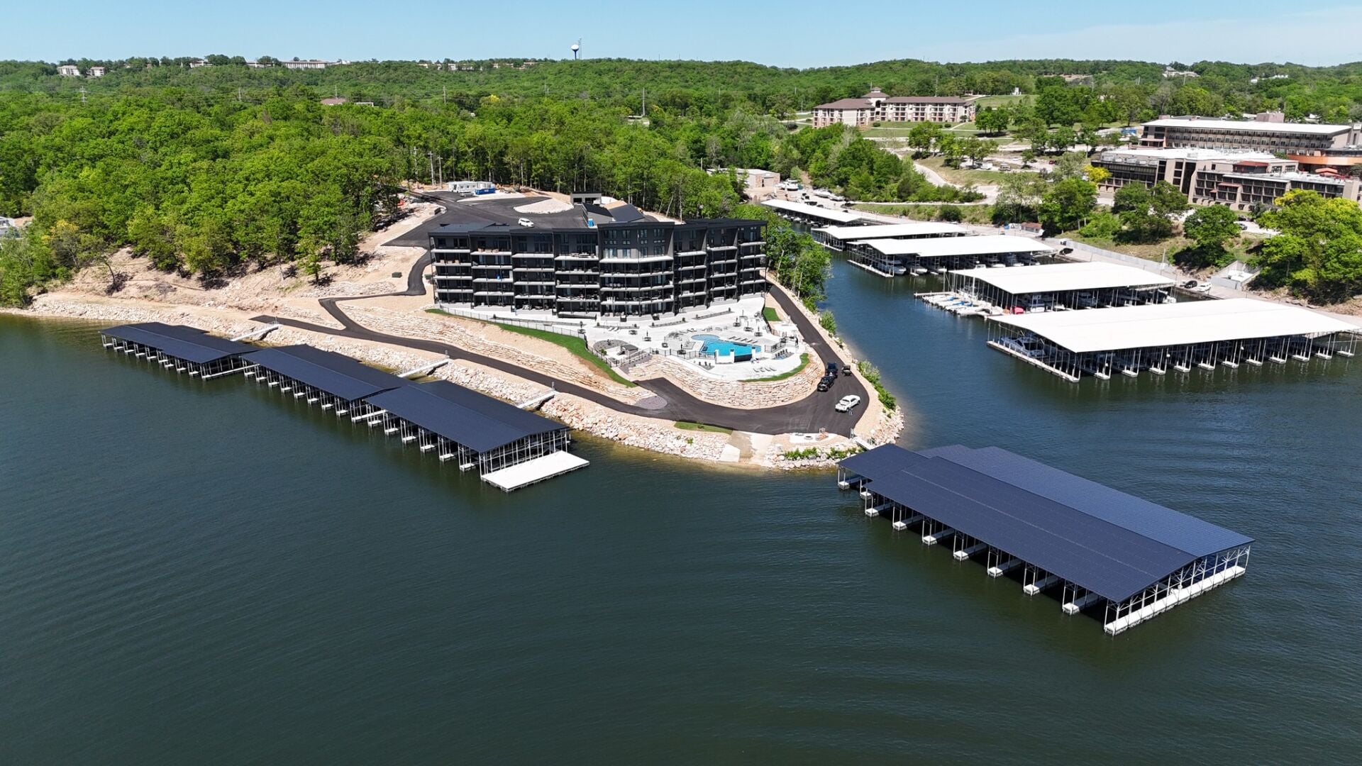 https://www.lakeexpo.com/boating/the_lake/atlas-docks-built-for-lake-of-the-ozarks-engineered-to-last/article_b6e317b8-ec7c-4f4b-9f99-f1c8f83d76e1.html