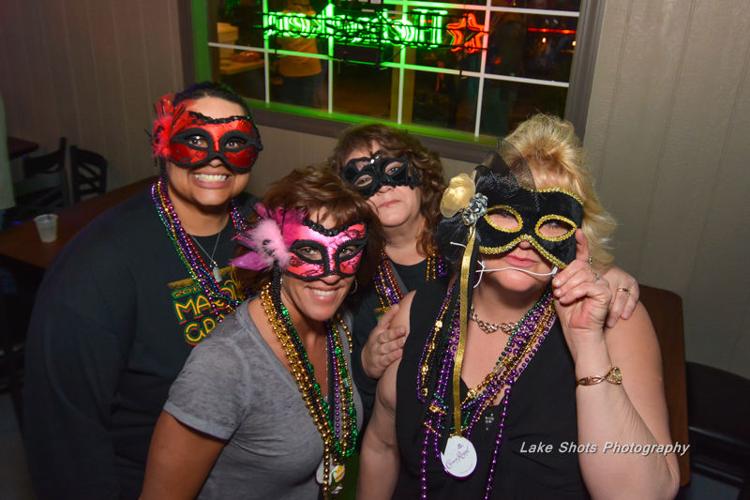 MardiGrasPubCrawl 2017 101.jpg