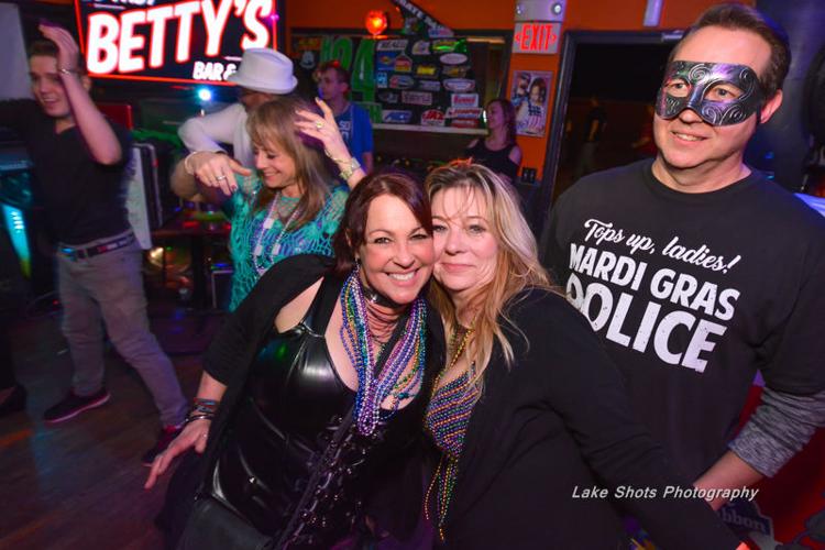 MardiGrasPubCrawl 2017 112.jpg