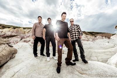 Big Head Todd And The Monsters, Los Lobos