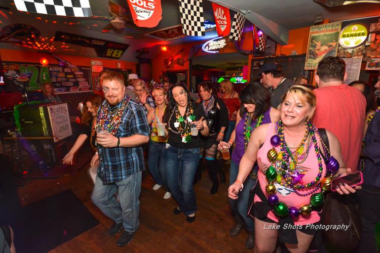 MardiGrasPubCrawl 2017 115.jpg