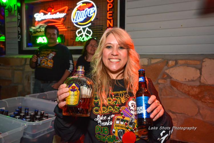MardiGrasPubCrawl 2017 118.jpg