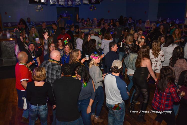 MardiGrasPubCrawl 2017 120.jpg