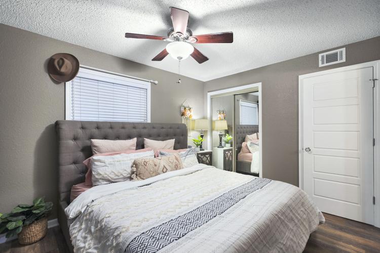 1522-harbor-point-e205-osage-beach-mo-004 (1).jpg