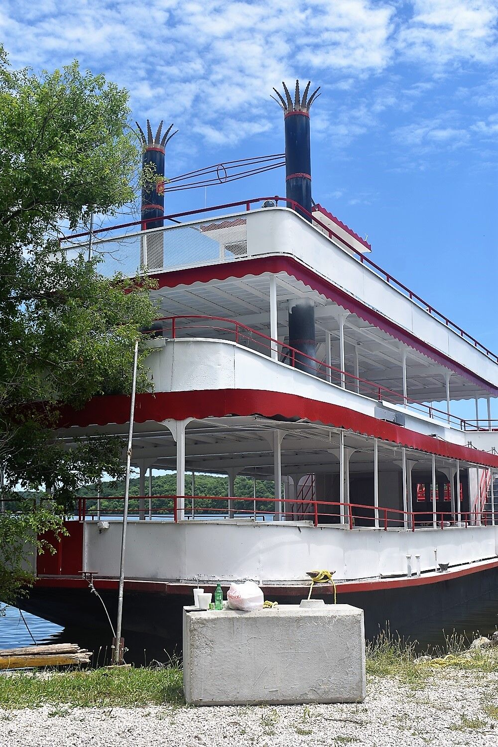 Tom Sawyer Paddlewheeler Iconic Boat On Lake Of The Ozarks Floats