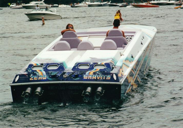 2000 Shootout Boat