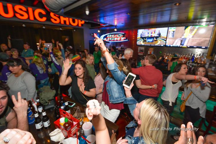 MardiGrasPubCrawl 2017 159.jpg