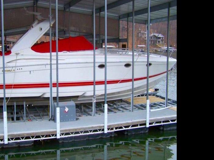 6 500 Lb Econo Lift Dock Dealers Used Docks Lifts For Sale At The Lake Of The Ozarks