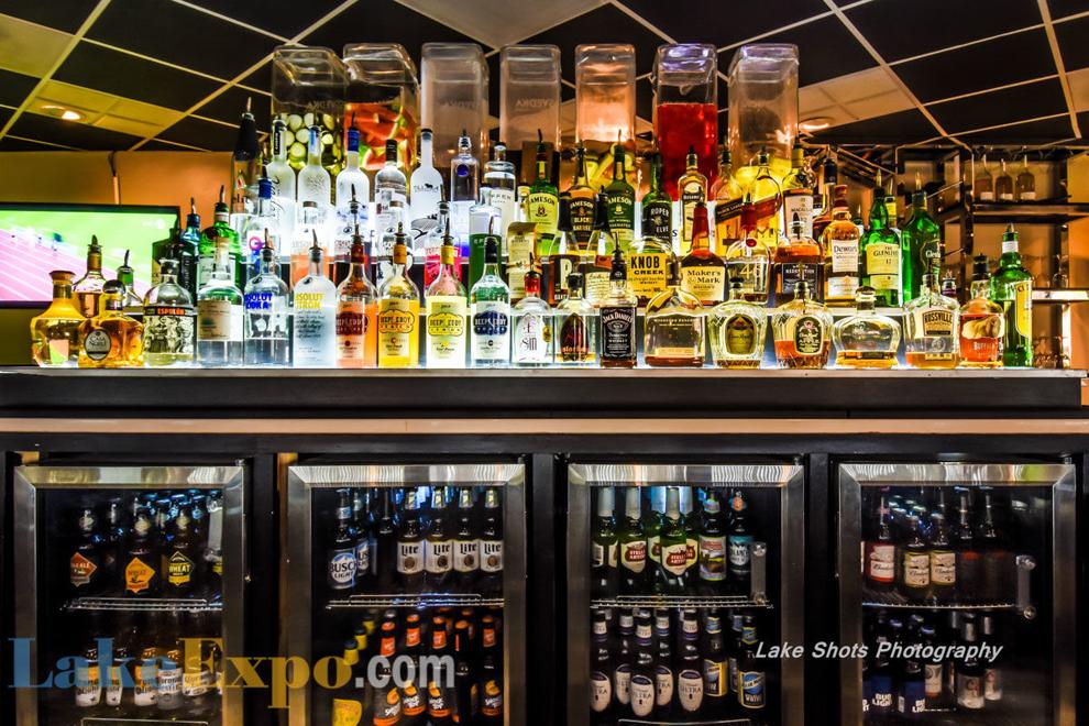 New Lake Restaurant The Royal Catch Is King Of The Grill Lake Expo