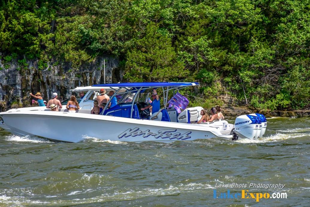 PHOTOS Lake Of The Ozarks Boat Parade! [Cruisers & Yachts] Boating