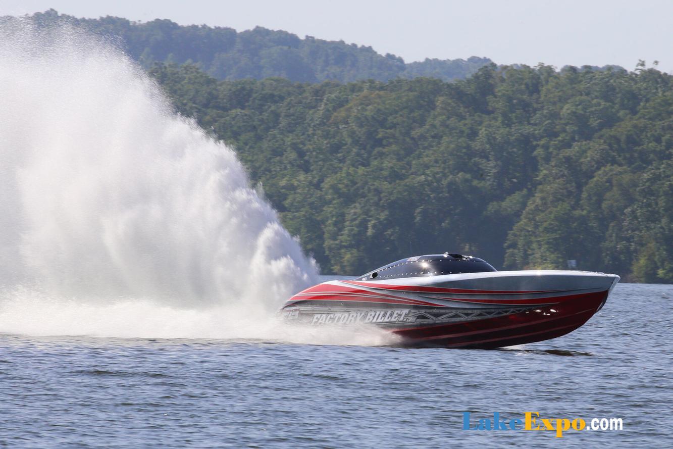 PHOTOS Rooster Tails On The Race Course! ZoomingIn On Shootout Race