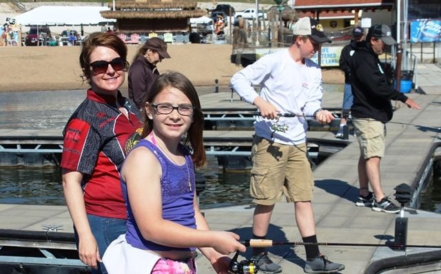 Kids Fishing 13.jpg