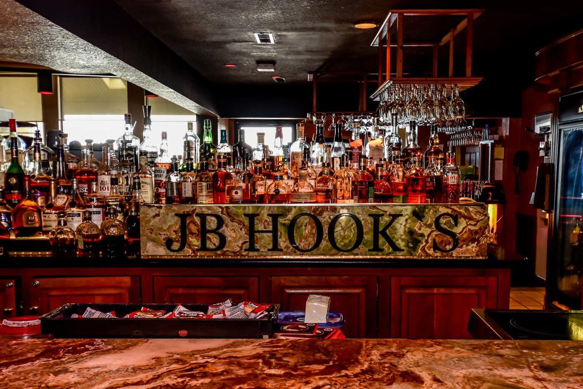 JB Hooks’ New 'West Wing' Pairs Fabulous Food With A NextLevel View Lake Expo Advertorials