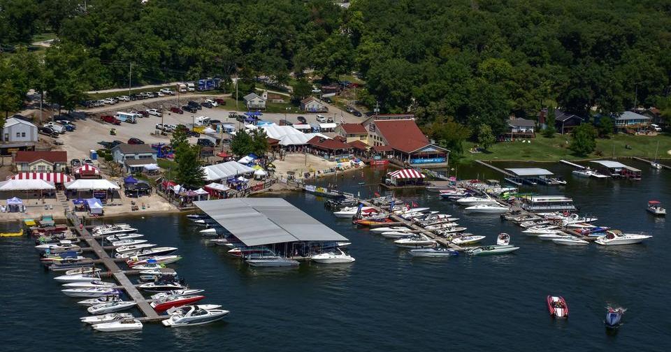 Captain Ron #39 s Live Music by Mudbone Band Live Music Entertainment