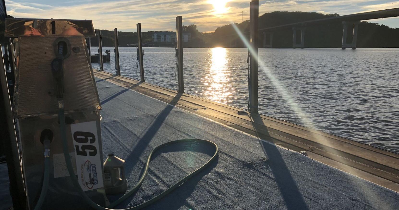Boat Gas Report: Fuel Prices On Lake Of The Ozarks This Weekend [June 17-18] - Vimarsana News
