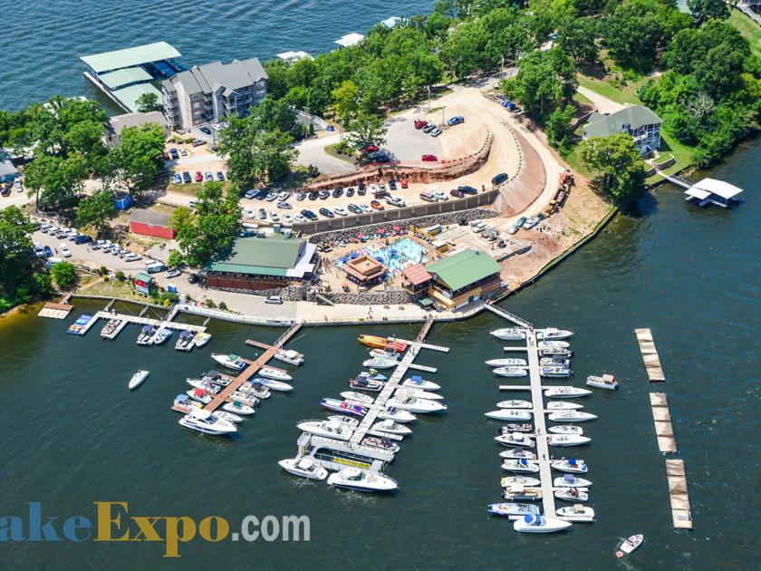 Download The New Dog Days Hits The Mark With Pool Bar Reinvigorated Menu Desktop Wallpaper Free Get Wallpaper The New Dog Days Hits The Mark With Pool Bar Reinvigorated Menu For iPhone