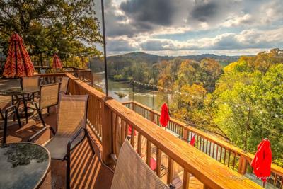 Shawnee Bluff Winery On the Niangua to Open in 2018