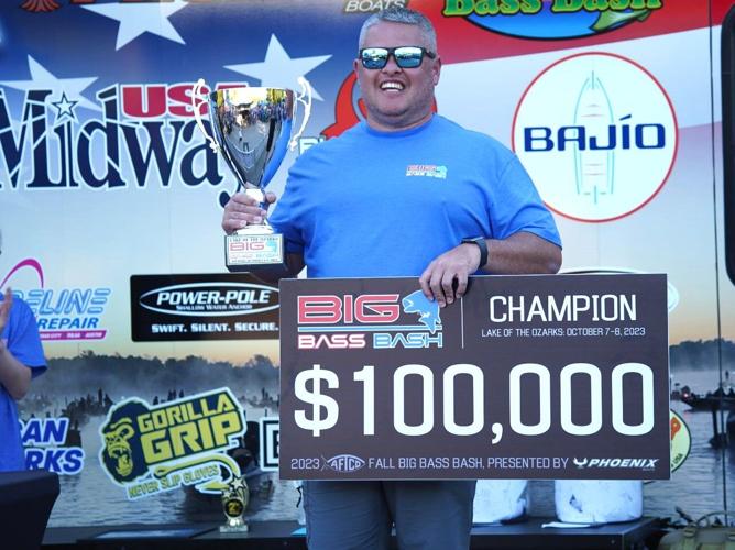 Lake Of The Ozarks Big Bass Bash Winner Splits 100,000 Prize With His