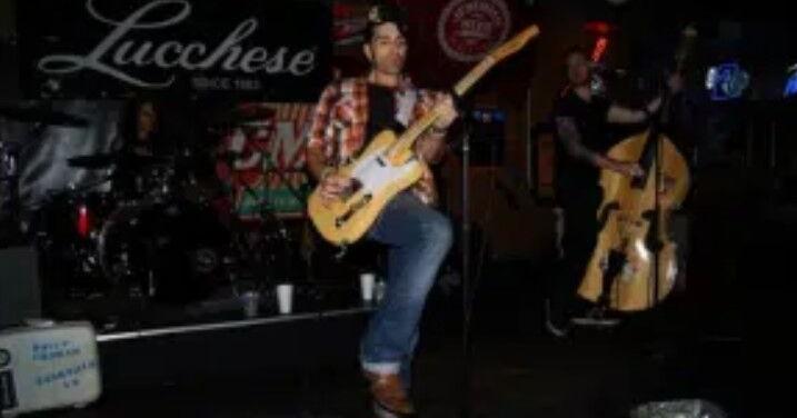 Dog Days - Live Music by Eskimo Brothers