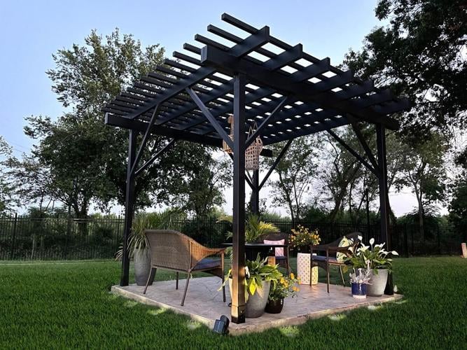 Lakeview Steel - pergola.jpg