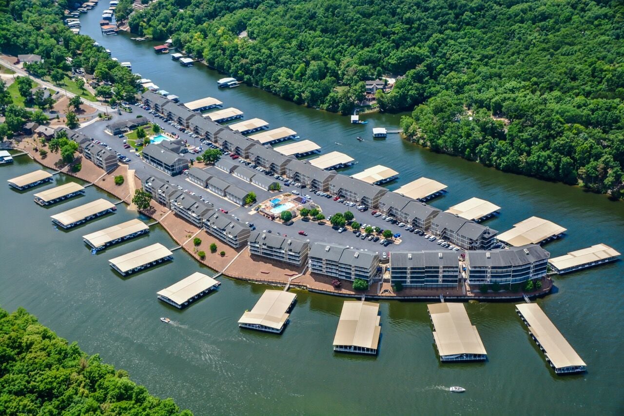 https://www.lakeexpo.com/news/lake_news/lake-condo-leaders-invited-to-join-first-ever-leadership-summit/article_b8c91c97-854d-4a95-9405-c0285288754c.html