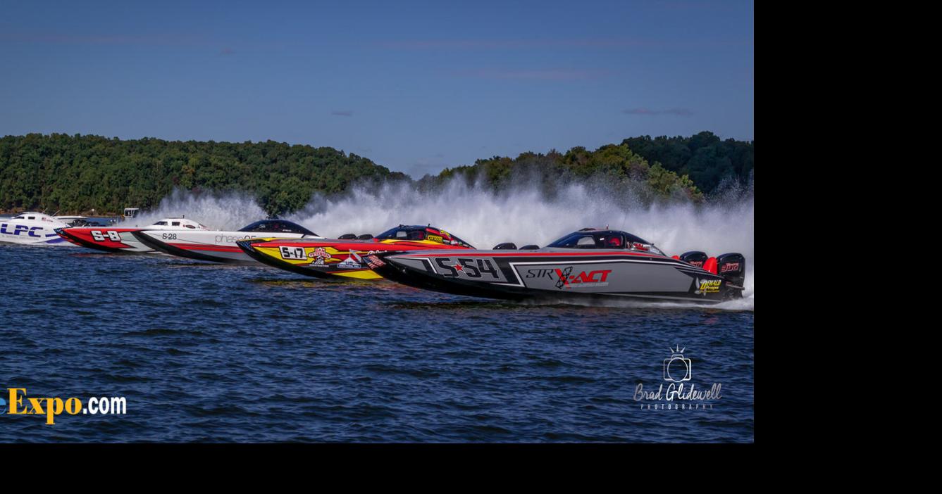 Blazing Speed! Powerboat Race Photos From Offshore At The Ozarks ...