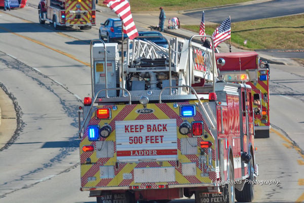 VereransParade 220-2.jpg