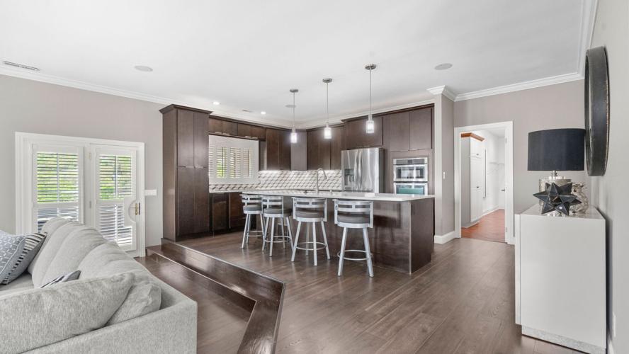 066 - 470 Regency Cove Dr.JPG
