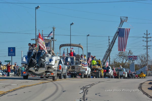 VereransParade 247-2.jpg