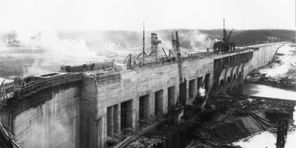 Construction of Bagnell Dam