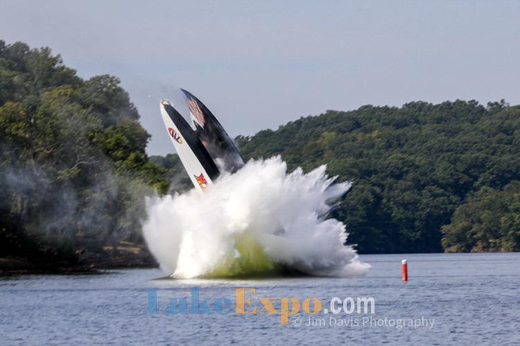 Dirty Duck Crash - main - Jim Davis.jpg