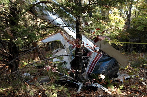 Exclusive: Photos Of Plane Crash Wreckage At Lake Of The Ozarks State 