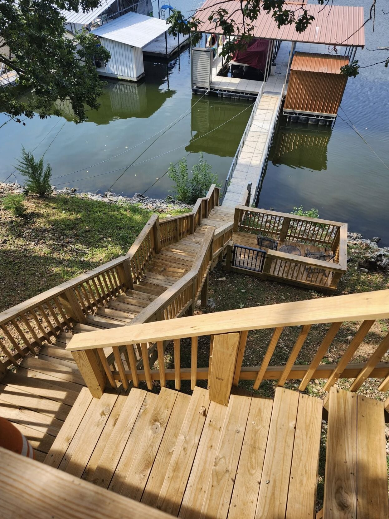 https://www.lakeexpo.com/advertorial/nothing-is-standard-when-building-at-the-lake-hulett-construction-embraces-it/article_1019ec91-97b3-45b4-a6d5-4c5538134aa8.html