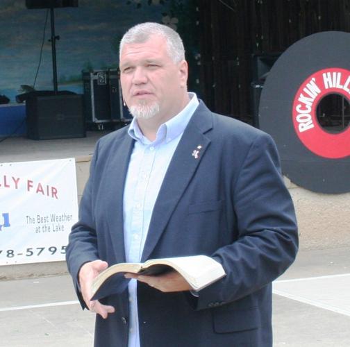 Pastor Mark Knapp.jpg