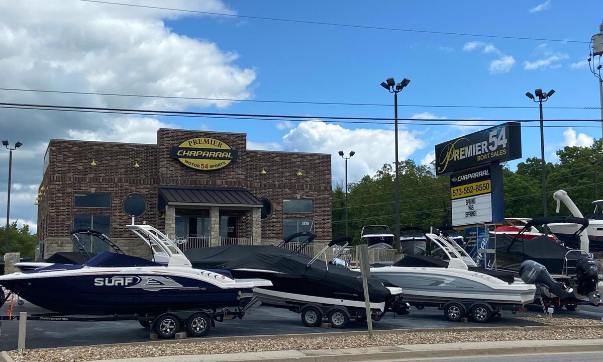 Joining Forces Premier 54 Purchases Advantage Marine At Lake Of The Ozarks Boating News At Lake Of The Ozarks Lakeexpo Com