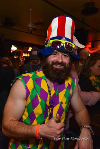MardiGrasPubCrawl 2017 006.jpg