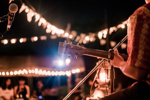 Paradise Restaurant & Bar - Live Music by Buck Fuffalo & Friends