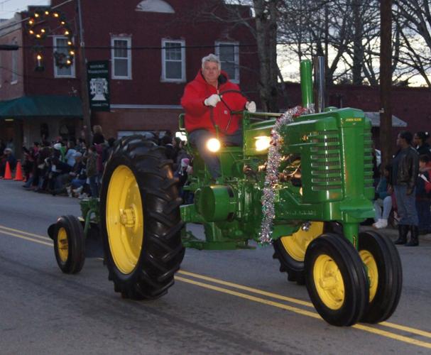 Warren County Christmas Parade Featured