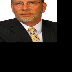 African Pygmy kills giant crocodile with his club