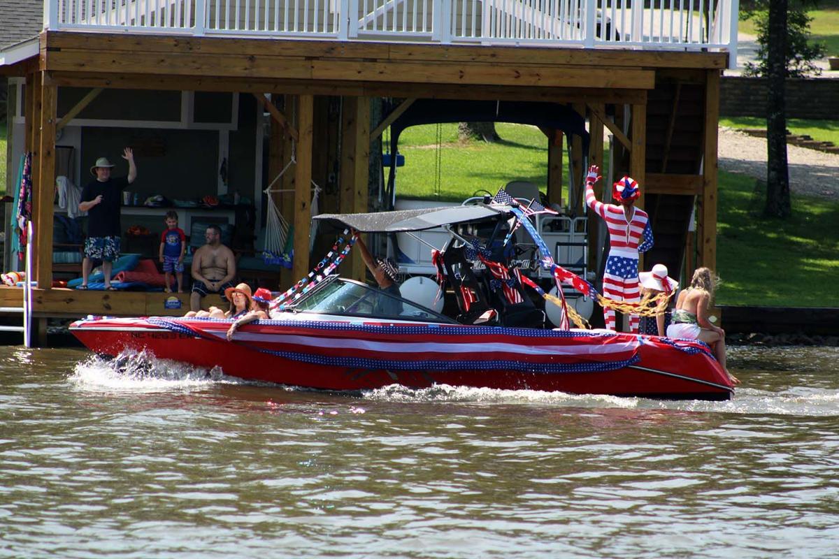 Lake Gaston Boat Parade, July 4 Gallery