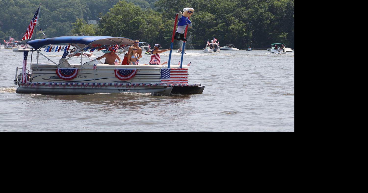 Lake Gaston Boat Parade