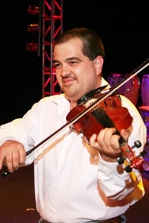 Theatre welcomes new fiddler from California - | Arts & Entertainment ...