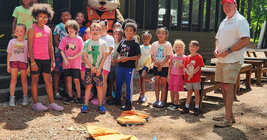 LGWSC and USCGA Flotilla 93 teaching water safety skills to summer campers