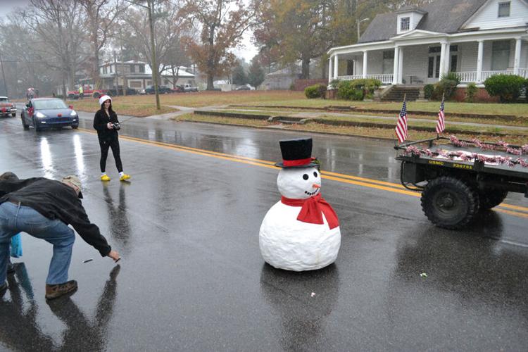 Littleton Christmas Parade participants weather Saturday morning