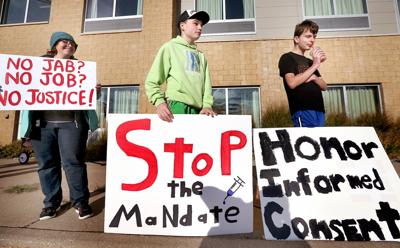 Vaccine mandate protest (copy)