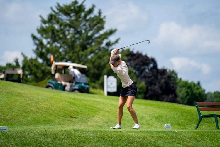Wisconsin women's golfer Izzi Stricker