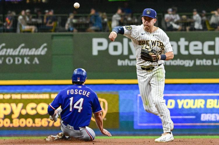 BASEBALL-MLB-MIL-TEX/