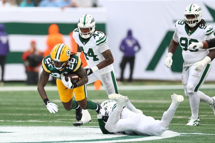 FOOTBALL-NFL-NYJ-GB/