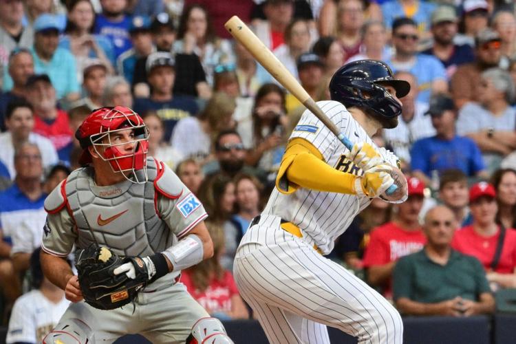 BASEBALL-MLB-MIL-PHI/